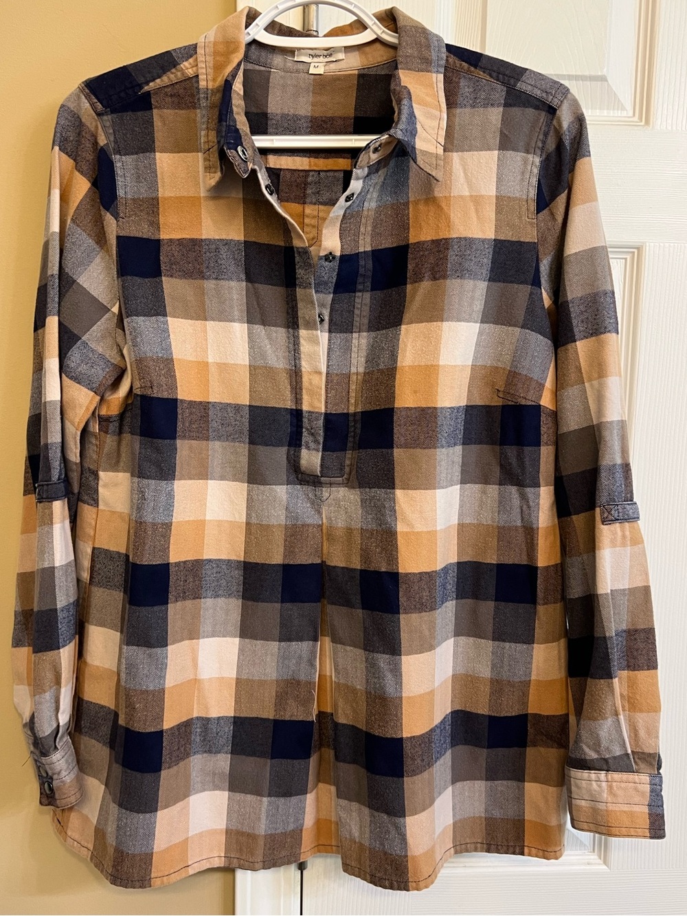 Tyler Boe flannel popover tunic features a brown, cream and blue plaid, Size M - Picture 1 of 14